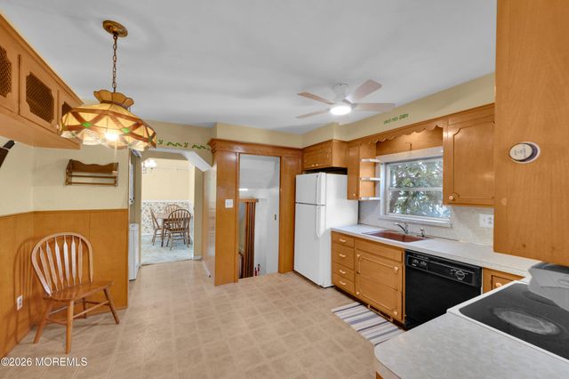 19 Murray Street, Freehold, NJ 07728
