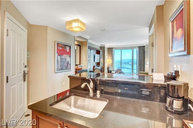 125 East Harmon Avenue 1620, Las Vegas, NV 89109