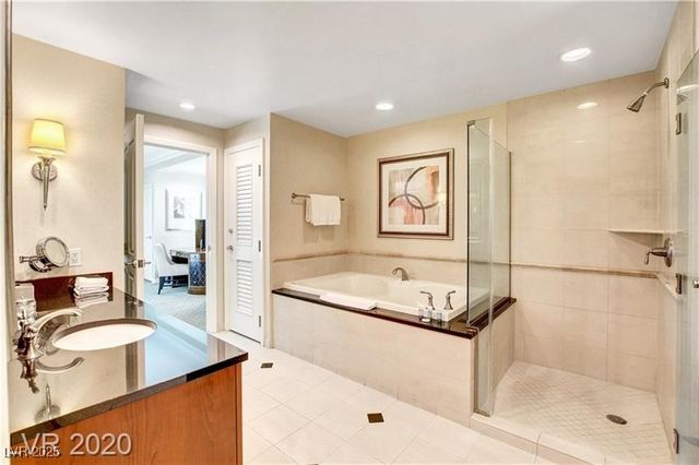 125 East Harmon Avenue 1620, Las Vegas, NV 89109