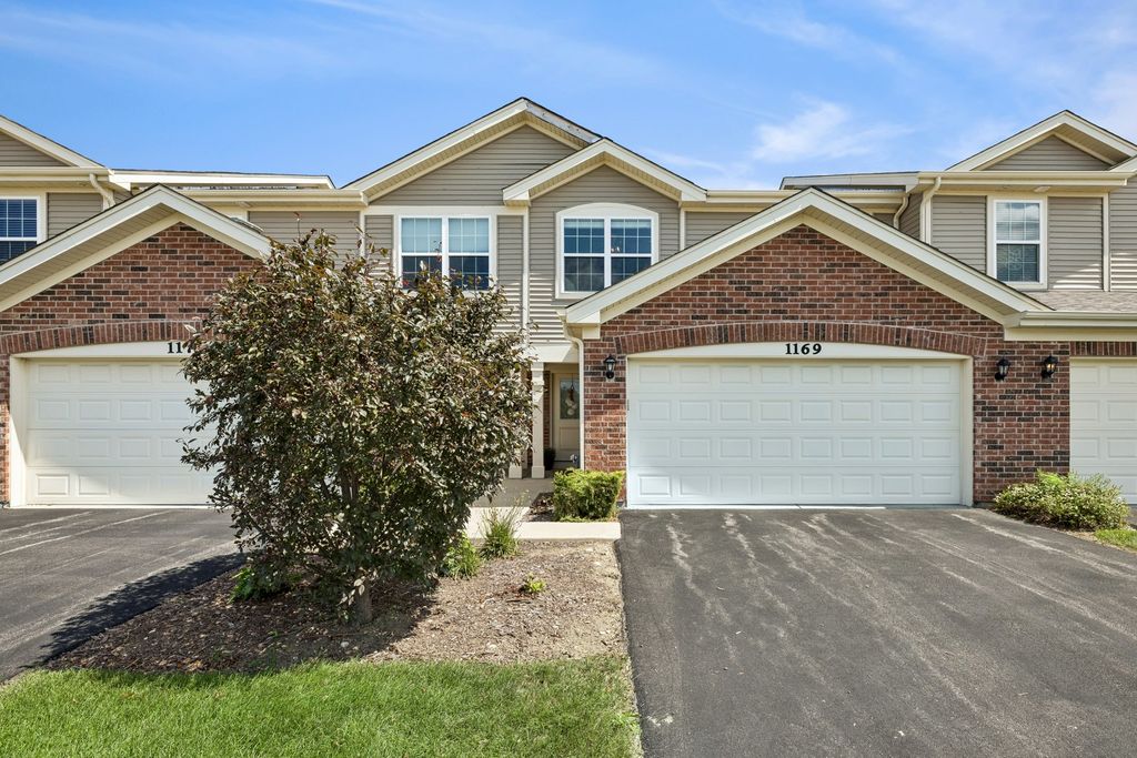 1169 Amber Drive, Cary, IL 60013