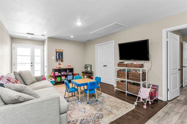 14829 Knollview Drive, Dallas, TX 75248
