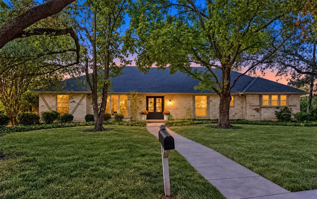 14829 Knollview Drive, Dallas, TX 75248
