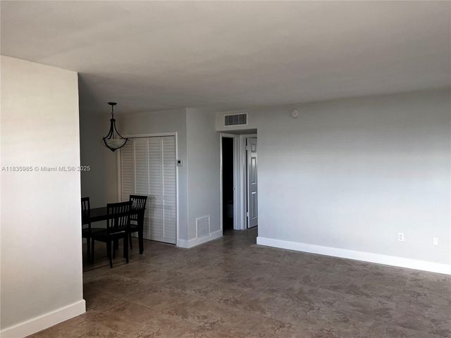 12590 NE 16th Ave 605, North Miami, FL 33161