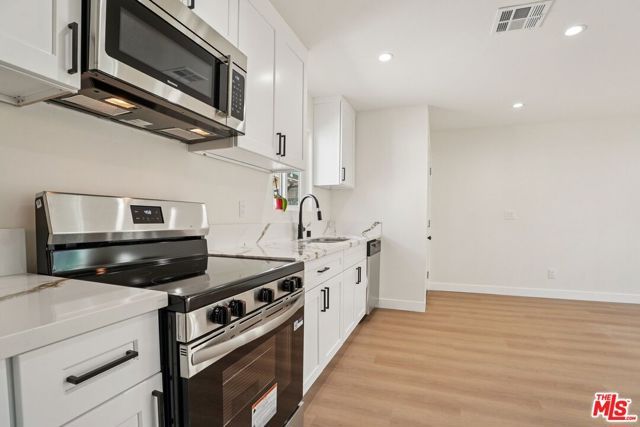 4920 S Wilton Place, Los Angeles, CA 90062