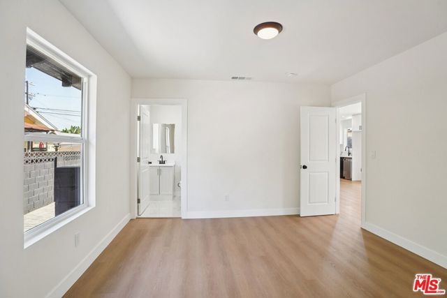 4920 S Wilton Place, Los Angeles, CA 90062