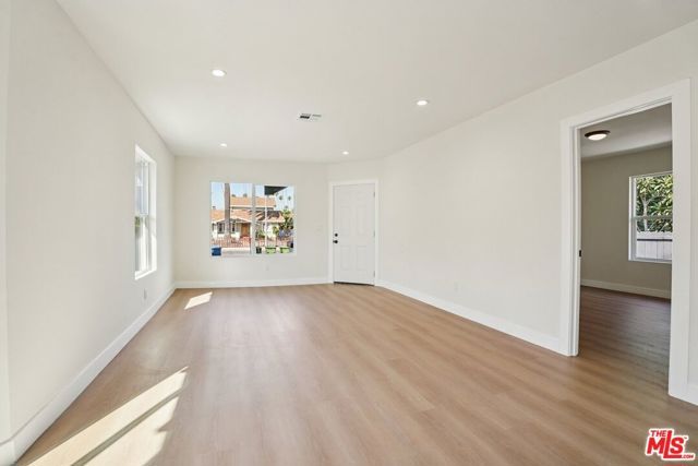 4920 S Wilton Place, Los Angeles, CA 90062