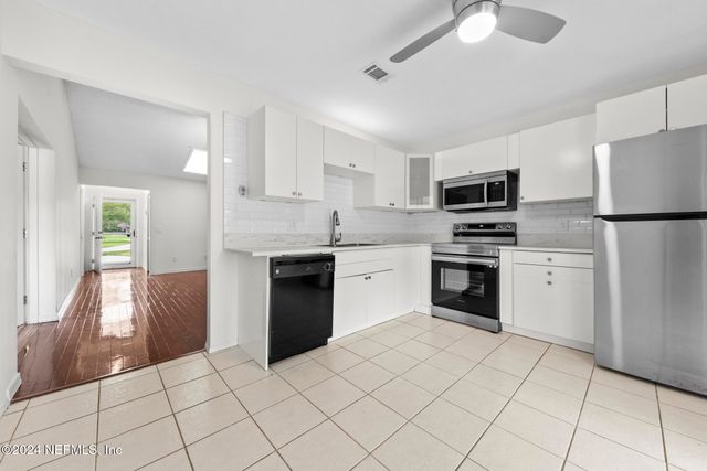 11471 STINGER Way, Jacksonville, FL 32223