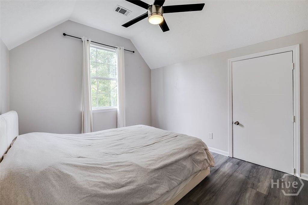 Image 36 of property listing at 110 Embassy Court, Savannah, GA 31419
