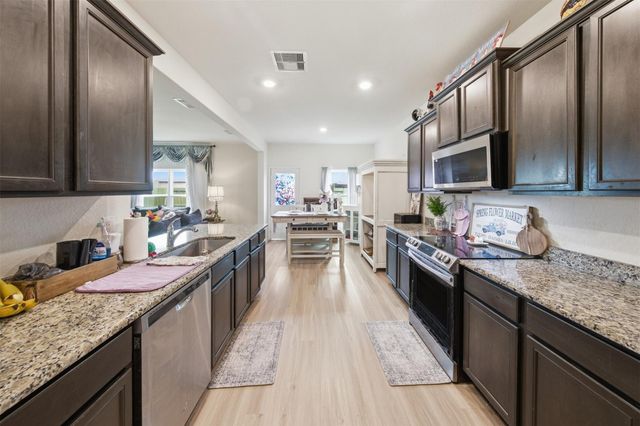 1130 Hinged Opal Drive, Rosharon, TX 77583
