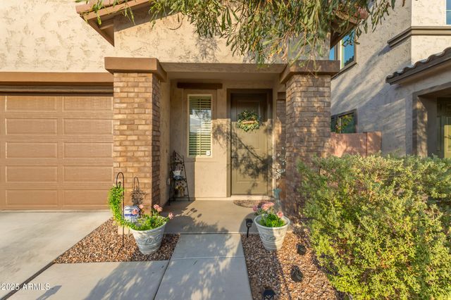 6943 N 88TH Drive, Glendale, AZ 85305