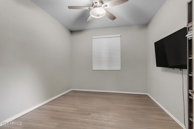 6943 N 88TH Drive, Glendale, AZ 85305