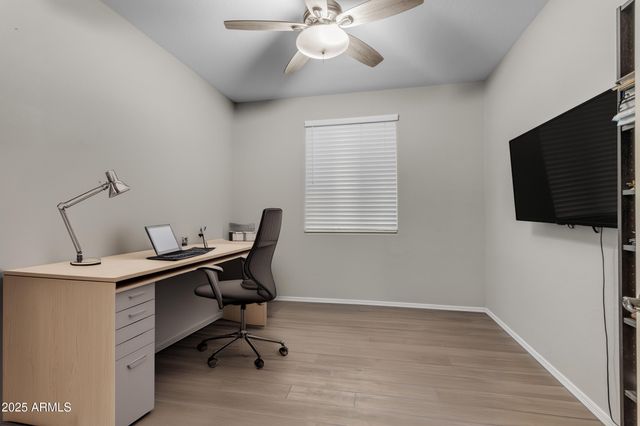 6943 N 88TH Drive, Glendale, AZ 85305