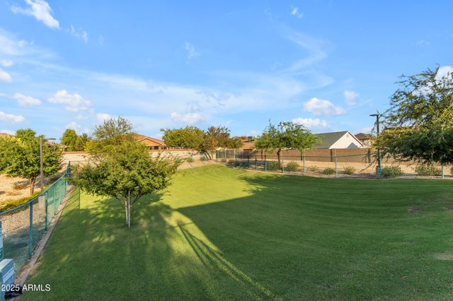 6943 N 88TH Drive, Glendale, AZ 85305