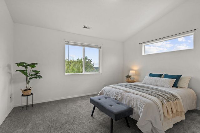 12611 W Pacific Ct, Airway Heights, WA 99001
