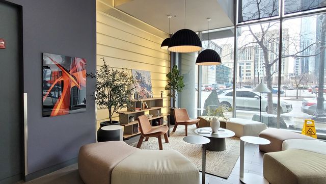 235 W VAN BUREN Street 2715, Chicago, IL 60607