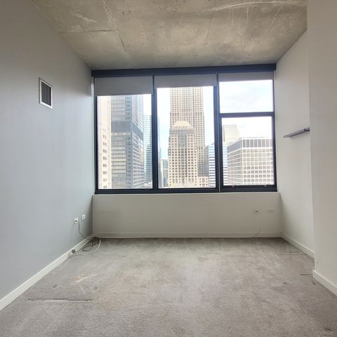235 W VAN BUREN Street 2715, Chicago, IL 60607