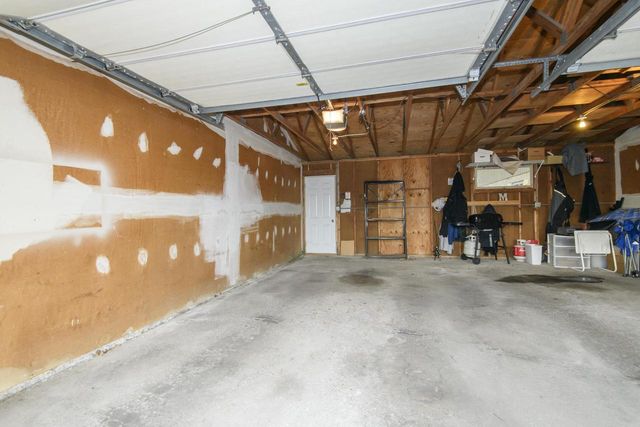 10376 W Whitnall Edge COURT #103, Franklin, WI 53132
