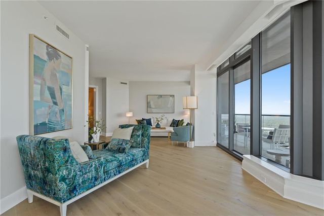 3344 Peachtree NE Road 4202, Atlanta, GA 30326