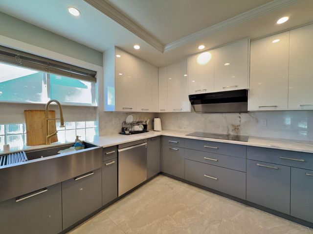 3520 La Habra Way, Sacramento, CA 95864