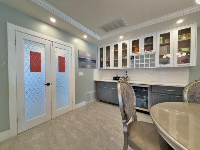 3520 La Habra Way, Sacramento, CA 95864