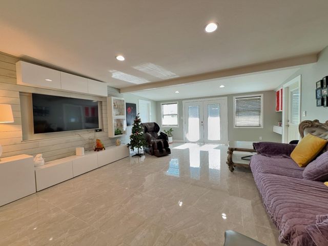 3520 La Habra Way, Sacramento, CA 95864