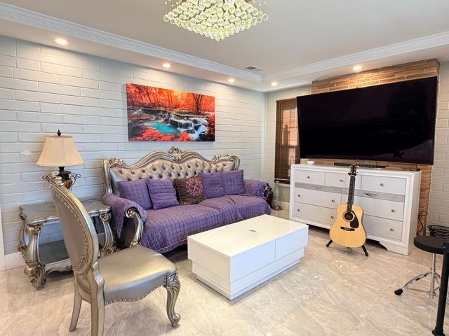 3520 La Habra Way, Sacramento, CA 95864