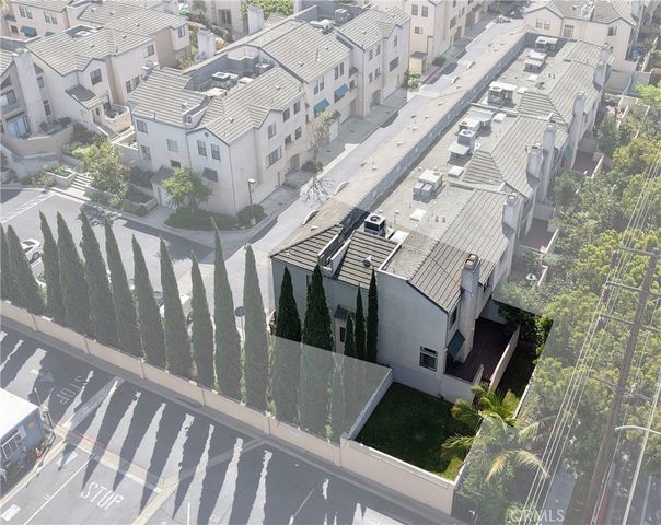 6913 Hannum, Culver City, CA 90230