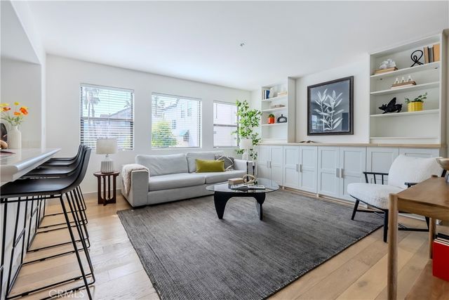 6913 Hannum, Culver City, CA 90230