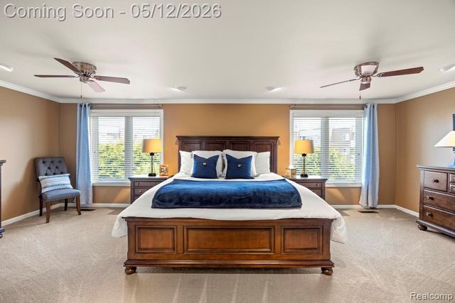 317 Willow Grove Lane, Rochester Hills, MI 48307