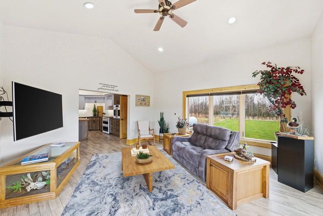 W985 Fur Farm ROAD, New Holstein, WI 53061