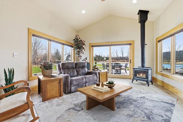 W985 Fur Farm ROAD, New Holstein, WI 53061