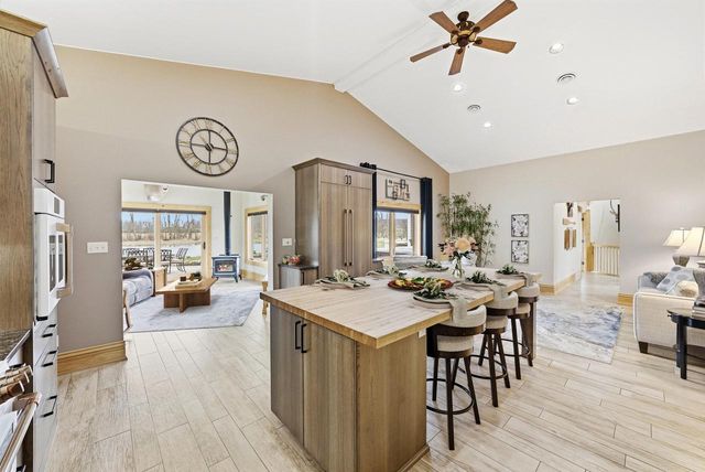 W985 Fur Farm ROAD, New Holstein, WI 53061
