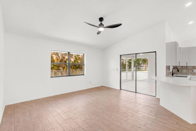 731 SE Majestic Terrace, Port St. Lucie, Port St Lucie, FL 34983