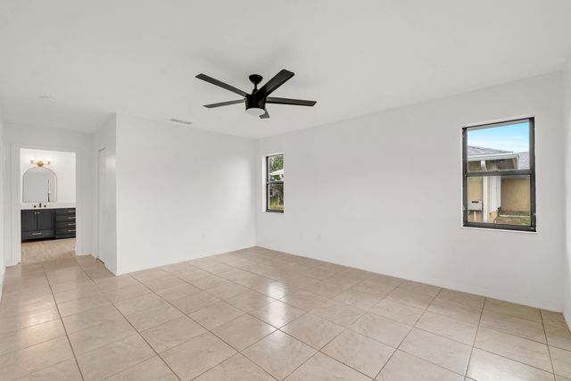 731 SE Majestic Terrace, Port St. Lucie, Port St Lucie, FL 34983