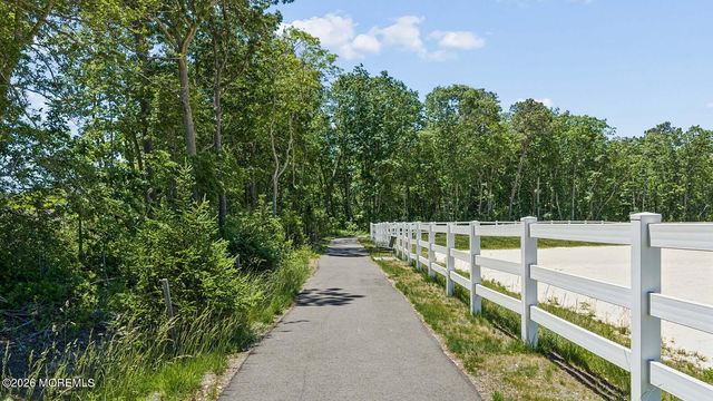 47 Forest Park Drive, Waretown, NJ 08758