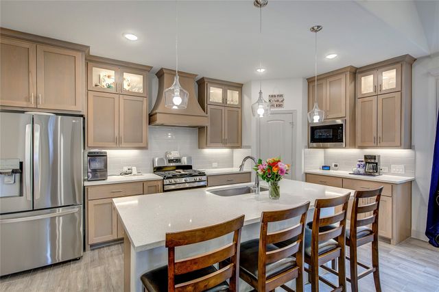 565 Beck Drive, Lavon, TX 75166