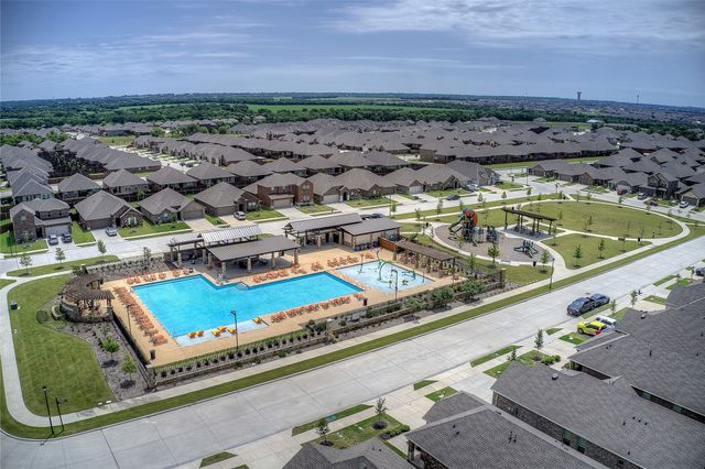 565 Beck Drive, Lavon, TX 75166