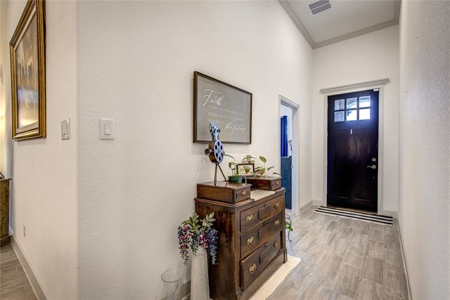 565 Beck Drive, Lavon, TX 75166