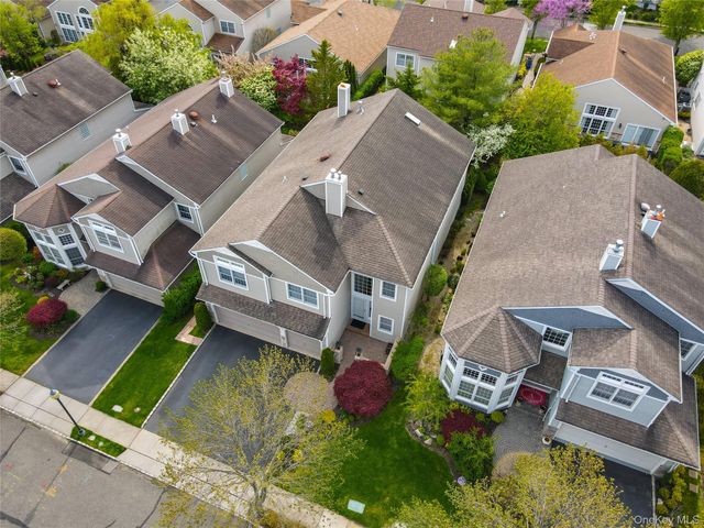 179 Sagamore Drive, Plainview, NY 11803