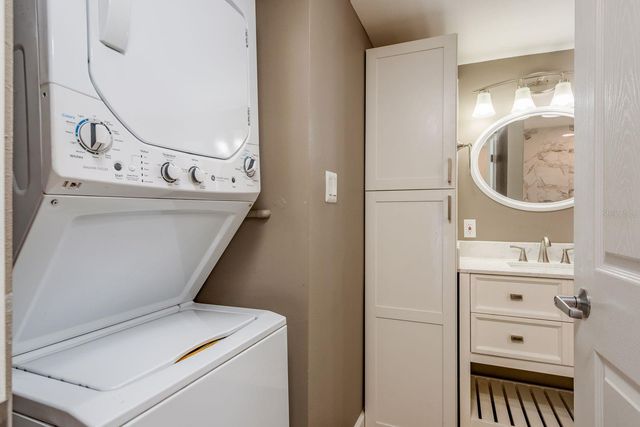 1021 15TH AVENUE NW, Largo, FL 33770