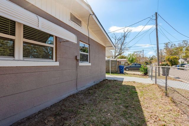 1021 15TH AVENUE NW, Largo, FL 33770