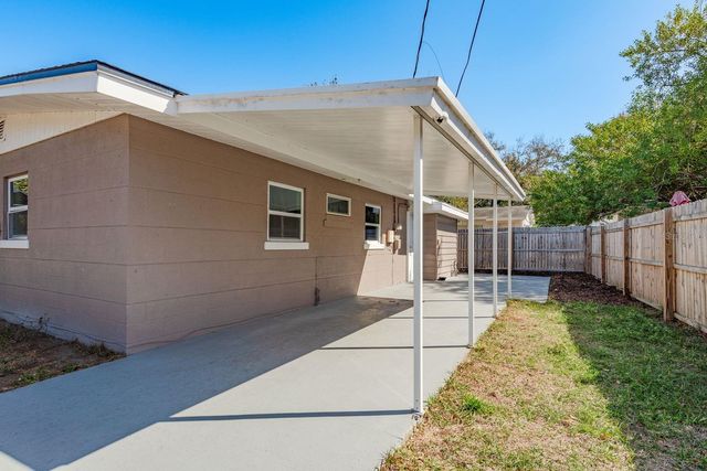 1021 15TH AVENUE NW, Largo, FL 33770