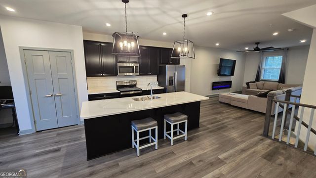 115 Climbing Ivy Circle, Fayetteville, GA 30214