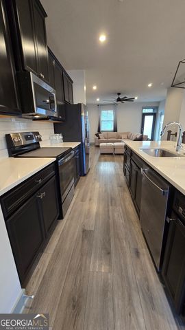 115 Climbing Ivy Circle, Fayetteville, GA 30214