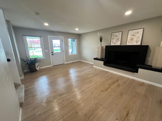 475 Sunset Drive, Jordan, MN 55352