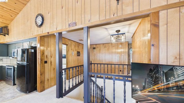 13010 Wells Fargo Dr, Groveland, CA 95321