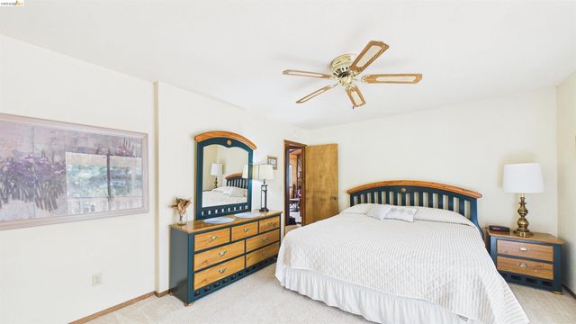 13010 Wells Fargo Dr, Groveland, CA 95321