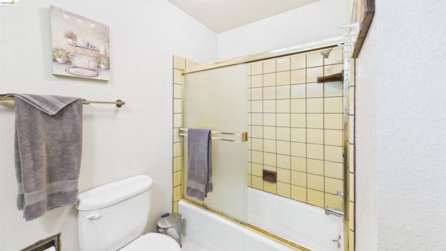 13010 Wells Fargo Dr, Groveland, CA 95321