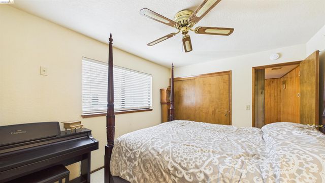 13010 Wells Fargo Dr, Groveland, CA 95321