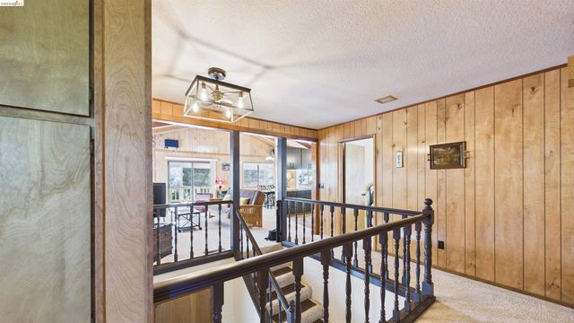 13010 Wells Fargo Dr, Groveland, CA 95321